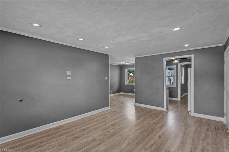Photo 13 of 42 residential for sale in Norfolk virginia Photo 13 of 42 residential for sale in Norfolk virginia