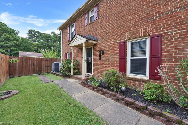 Photo 3 of 40 residential for sale in Chesapeake virginia Photo 3 of 40 residential for sale in Chesapeake virginia