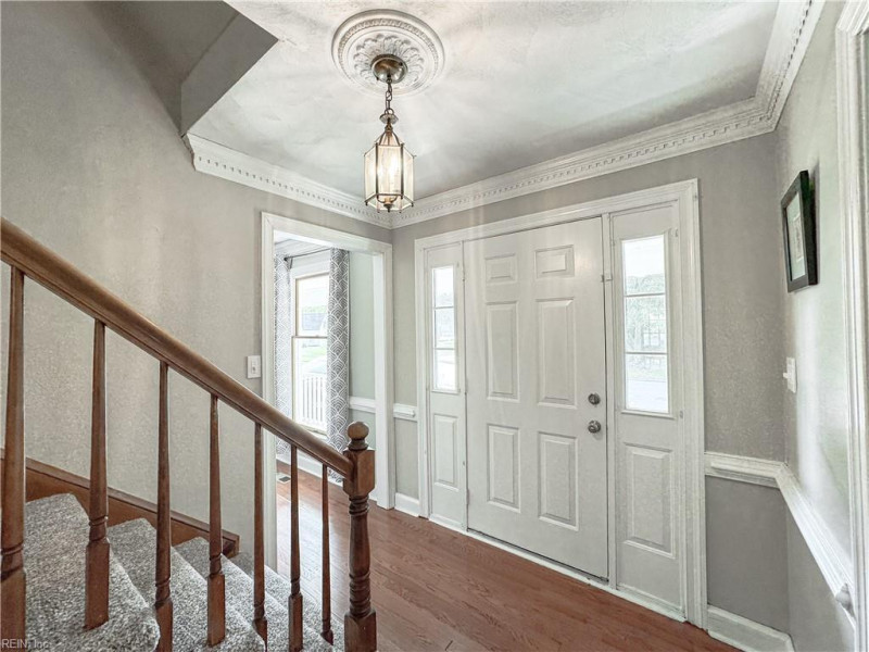 Photo 17 of 48 residential for sale in Chesapeake virginia Photo 17 of 48 residential for sale in Chesapeake virginia