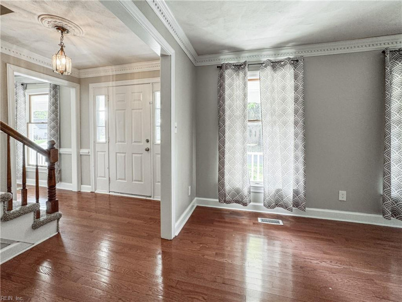 Photo 18 of 48 residential for sale in Chesapeake virginia Photo 18 of 48 residential for sale in Chesapeake virginia