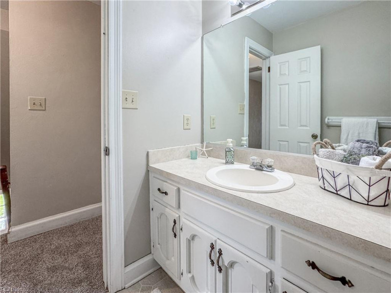 Photo 34 of 48 residential for sale in Chesapeake virginia Photo 34 of 48 residential for sale in Chesapeake virginia