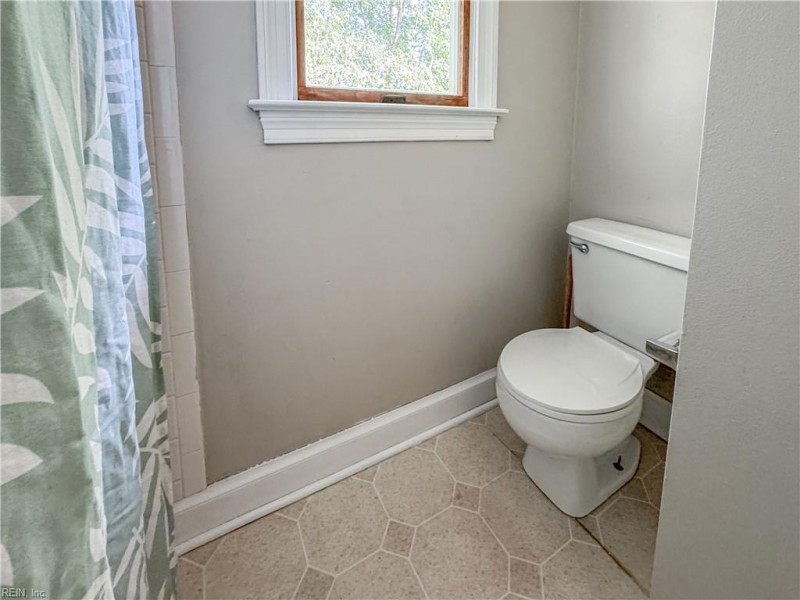 Photo 39 of 48 residential for sale in Chesapeake virginia Photo 39 of 48 residential for sale in Chesapeake virginia