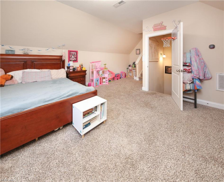 Photo 30 of 43 residential for sale in Currituck County virginia