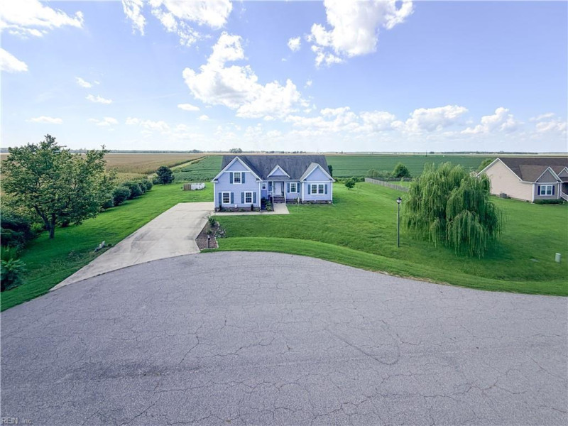 Photo 41 of 43 residential for sale in Currituck County virginia
