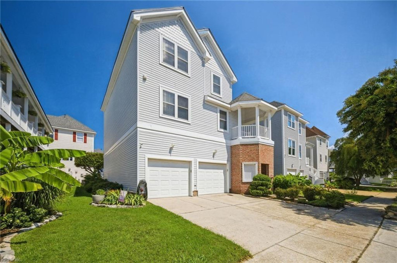 Photo 1 of 46 residential for sale in Norfolk virginia