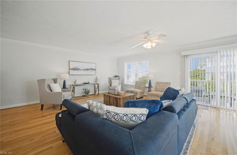 Photo 11 of 46 residential for sale in Norfolk virginia