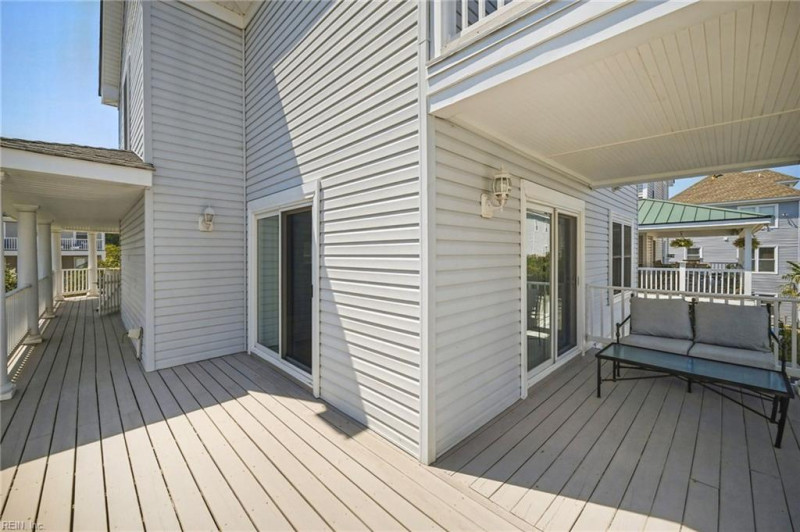 Photo 15 of 46 residential for sale in Norfolk virginia