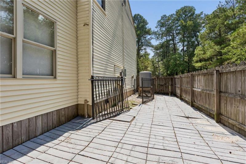 Photo 34 of 49 residential for sale in Poquoson virginia Photo 34 of 49 residential for sale in Poquoson virginia