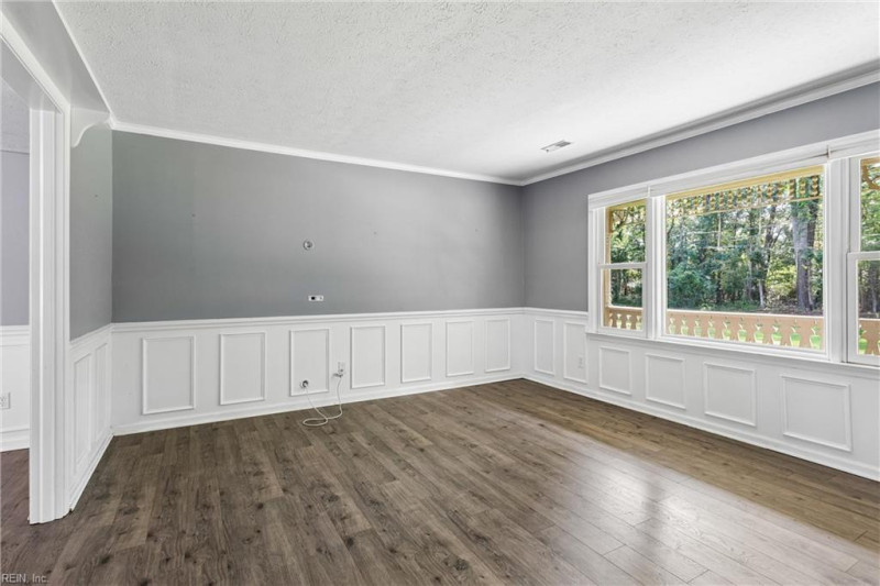 Photo 6 of 49 residential for sale in Poquoson virginia Photo 6 of 49 residential for sale in Poquoson virginia
