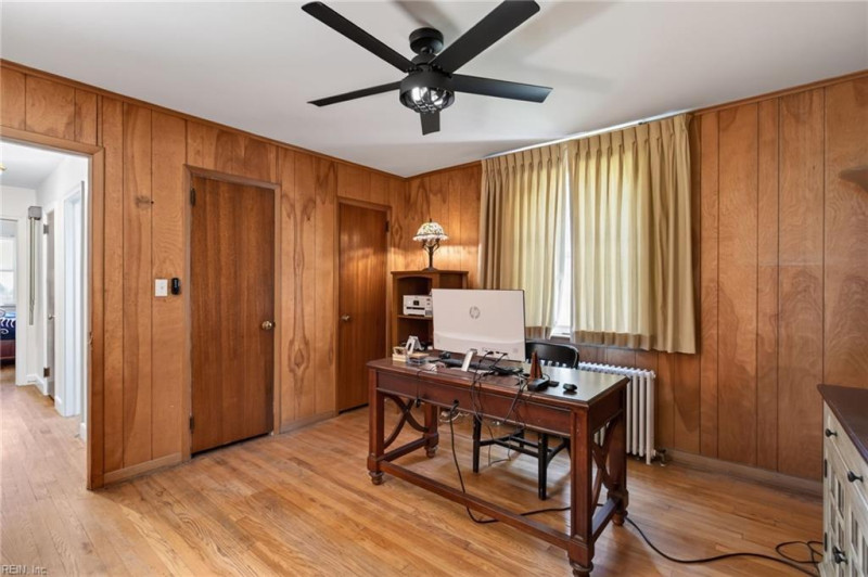 Photo 15 of 31 residential for sale in Norfolk virginia