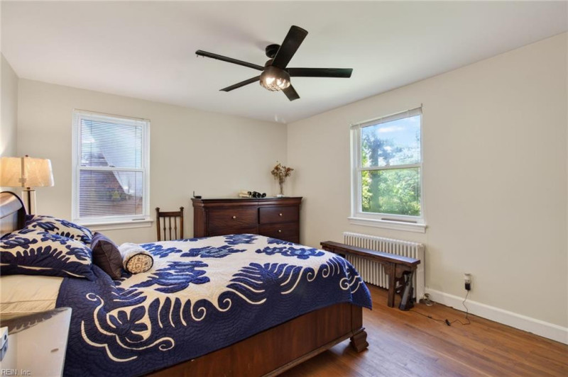 Photo 16 of 31 residential for sale in Norfolk virginia