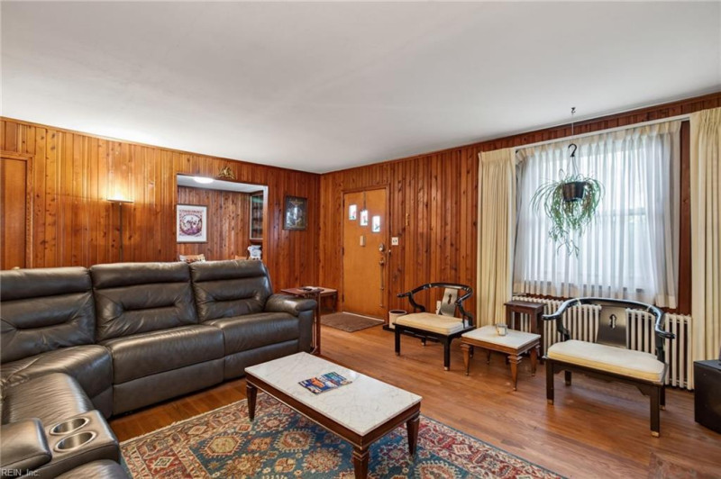 Photo 6 of 31 residential for sale in Norfolk virginia