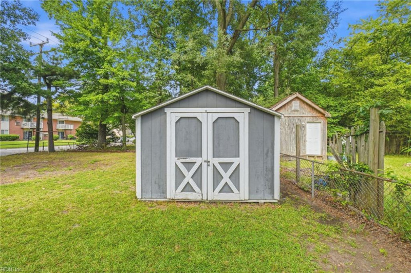 Photo 23 of 26 residential for sale in Chesapeake virginia Photo 23 of 26 residential for sale in Chesapeake virginia