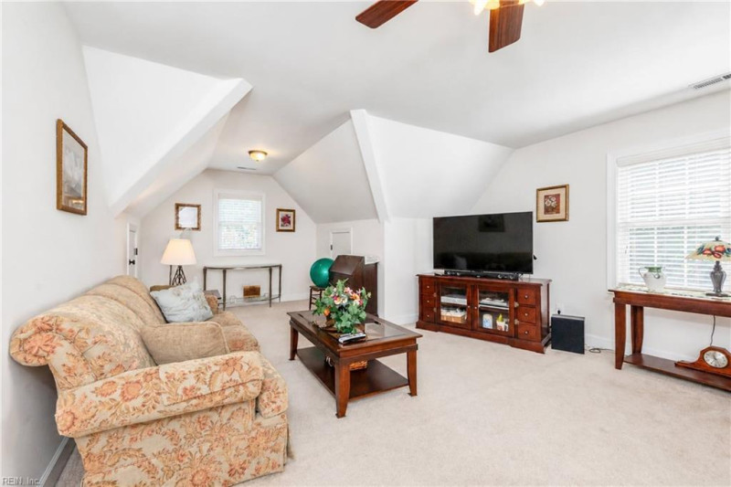 Photo 30 of 44 residential for sale in Surry County virginia