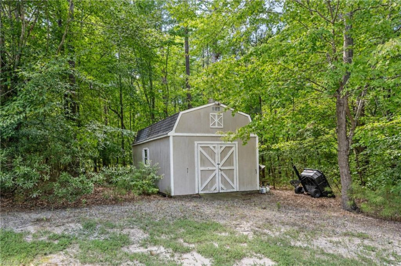 Photo 42 of 44 residential for sale in Surry County virginia