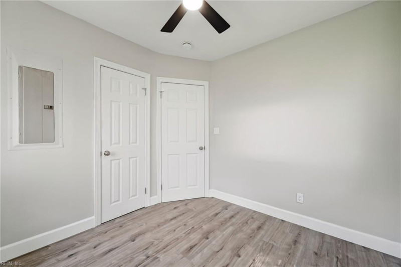 Photo 23 of 29 residential for sale in Hampton virginia