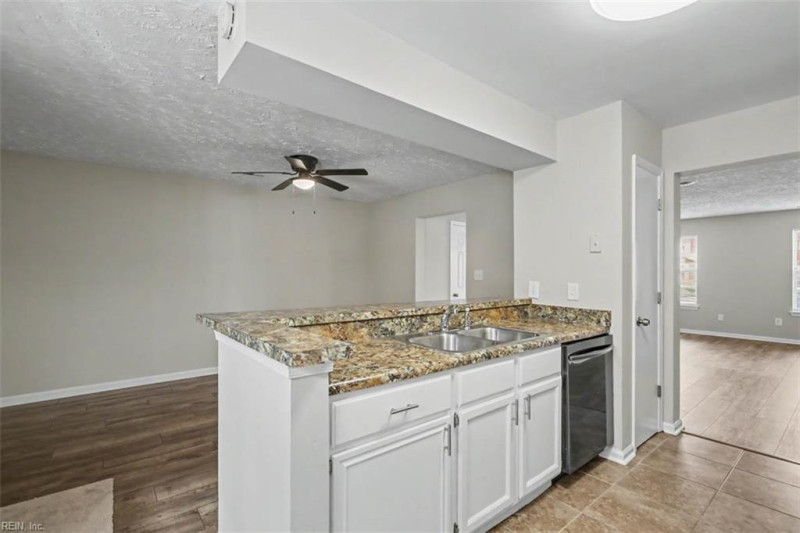 Photo 22 of 37 residential for sale in Hampton virginia Photo 22 of 37 residential for sale in Hampton virginia
