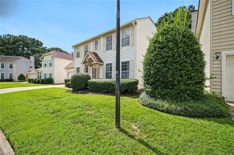Photo 4 of 47 residential for sale in Chesapeake virginia Photo 4 of 47 residential for sale in Chesapeake virginia
