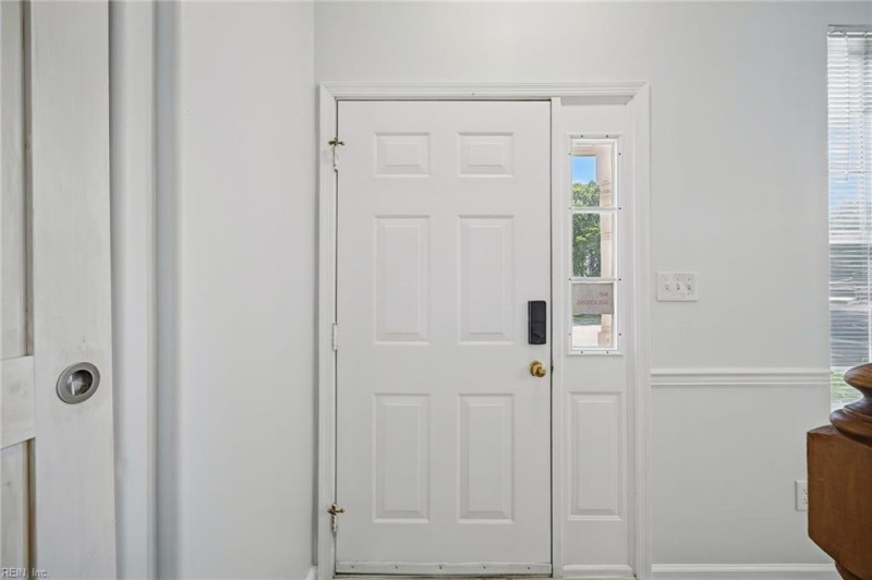 Photo 6 of 47 residential for sale in Chesapeake virginia Photo 6 of 47 residential for sale in Chesapeake virginia