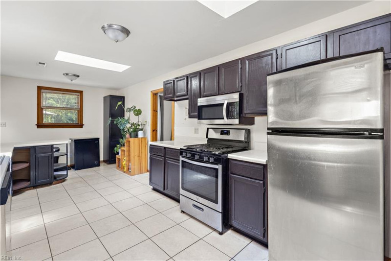 Photo 10 of 23 residential for sale in Hampton virginia