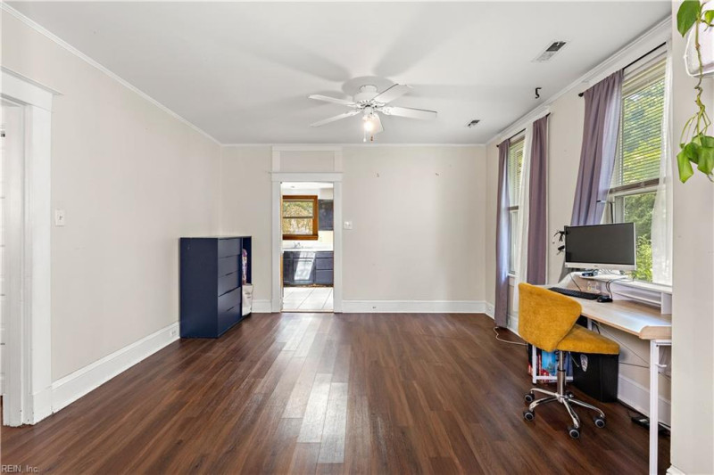 Photo 6 of 23 residential for sale in Hampton virginia