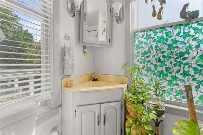 Photo 30 of 45 residential for sale in Portsmouth virginia Photo 30 of 45 residential for sale in Portsmouth virginia