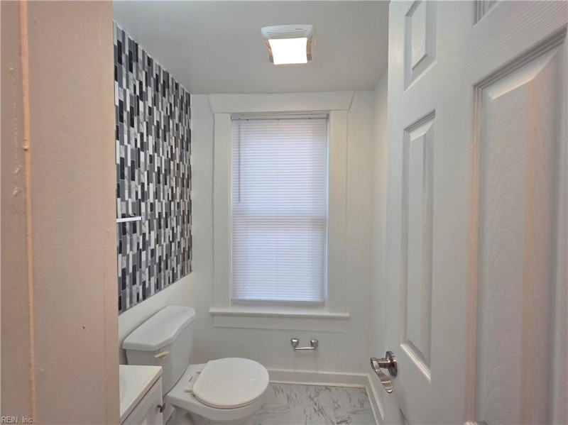 Photo 18 of 47 residential for sale in Norfolk virginia Photo 18 of 47 residential for sale in Norfolk virginia