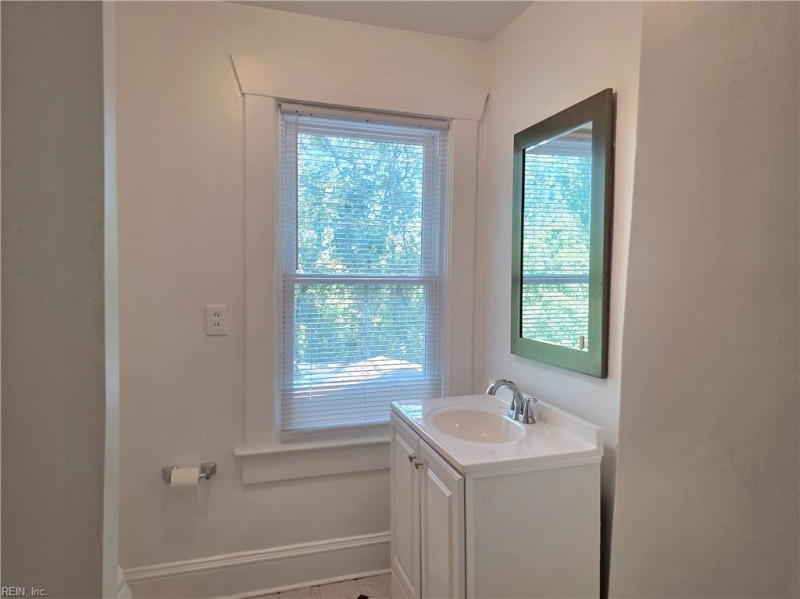 Photo 28 of 47 residential for sale in Norfolk virginia Photo 28 of 47 residential for sale in Norfolk virginia