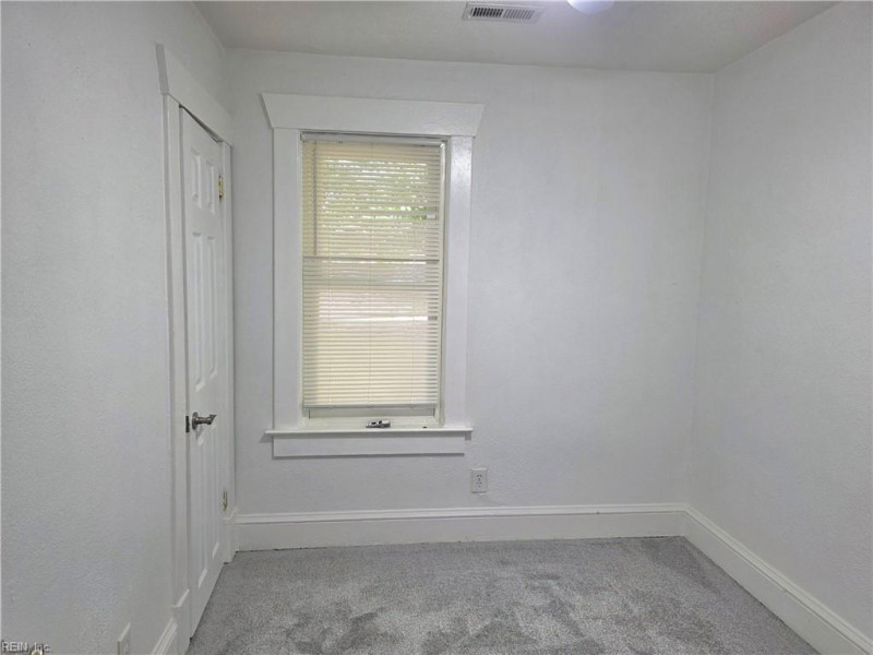 Photo 35 of 47 residential for sale in Norfolk virginia Photo 35 of 47 residential for sale in Norfolk virginia
