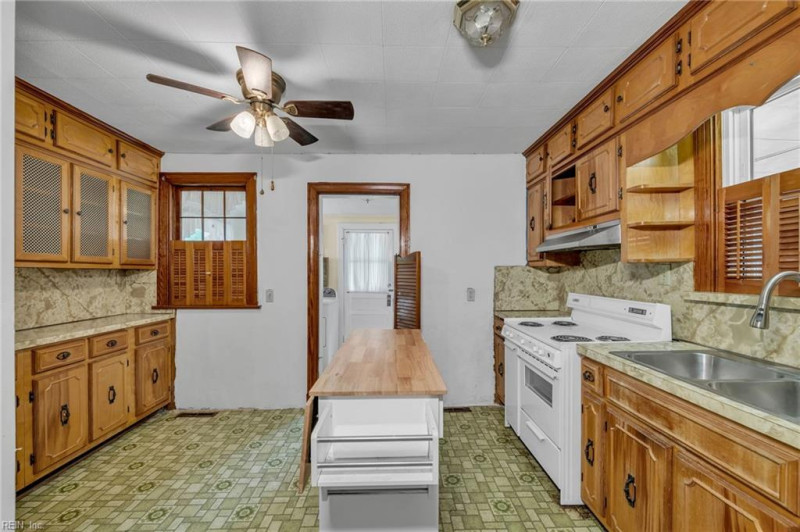 Photo 7 of 37 residential for sale in Portsmouth virginia Photo 7 of 37 residential for sale in Portsmouth virginia