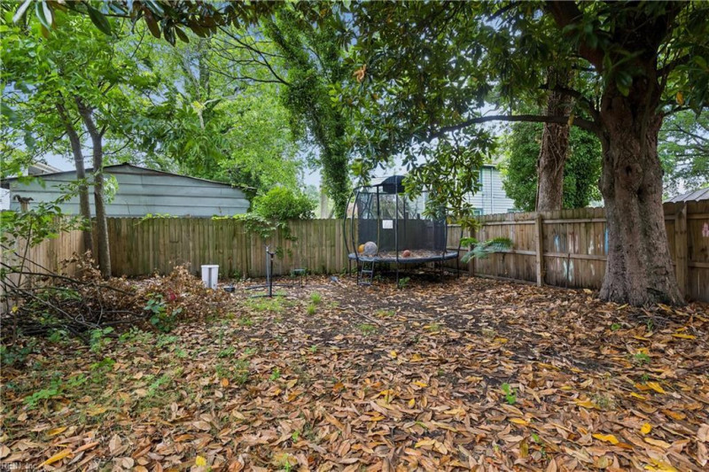 Photo 24 of 30 residential for sale in Chesapeake virginia
