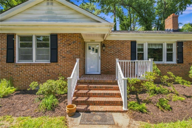 Photo 2 of 28 residential for sale in Portsmouth virginia Photo 2 of 28 residential for sale in Portsmouth virginia
