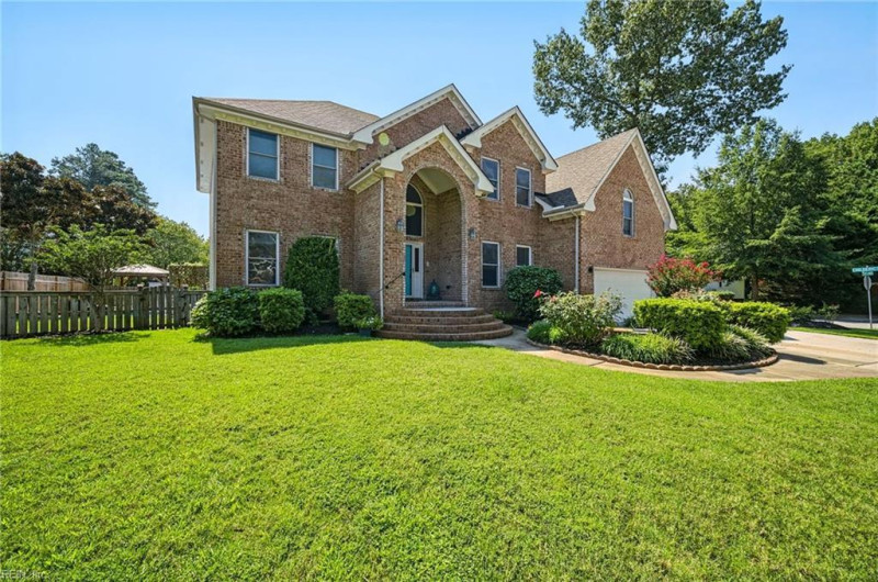 Photo 2 of 48 residential for sale in Virginia Beach virginia
