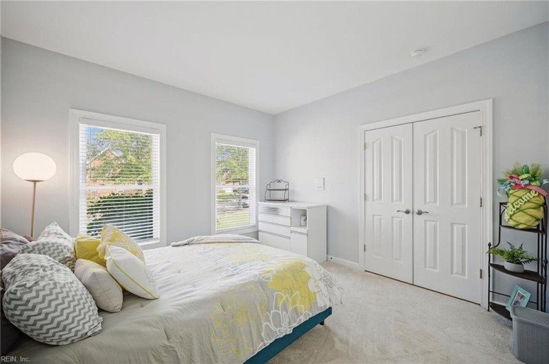 Photo 21 of 48 residential for sale in Virginia Beach virginia