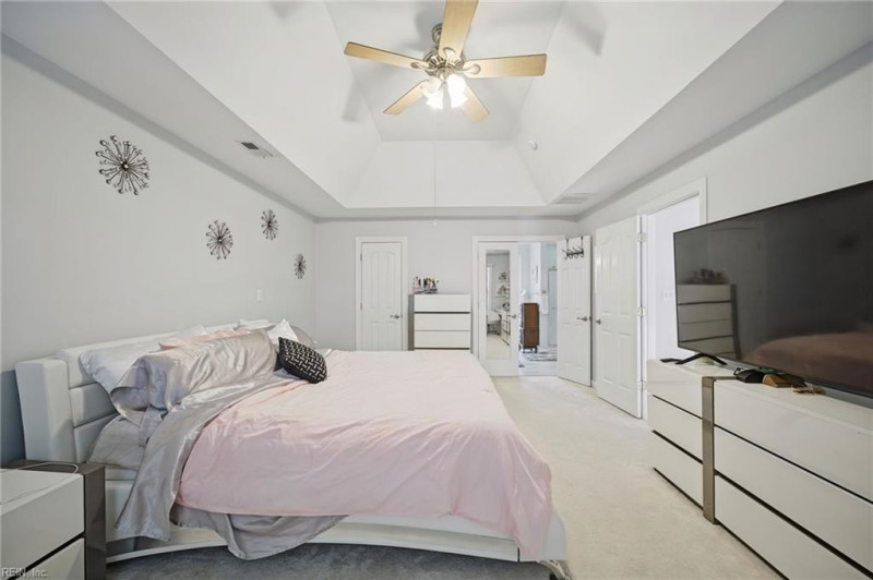 Photo 32 of 48 residential for sale in Virginia Beach virginia