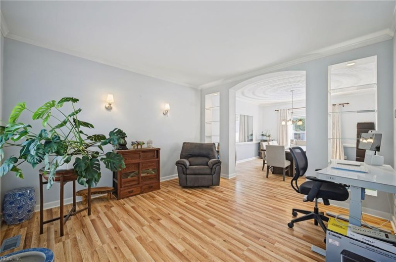 Photo 7 of 48 residential for sale in Virginia Beach virginia