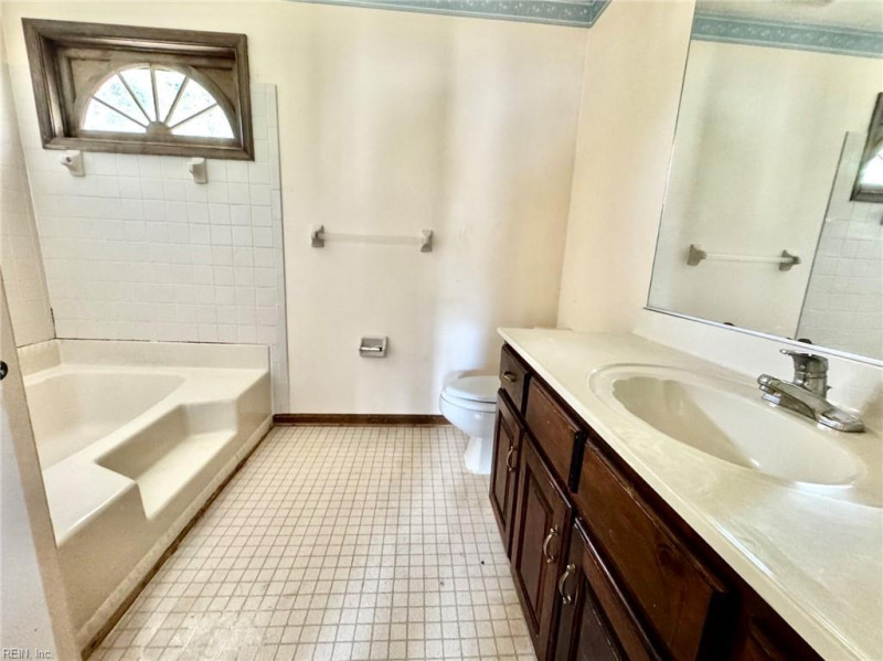 Photo 8 of 10 residential for sale in Chesapeake virginia