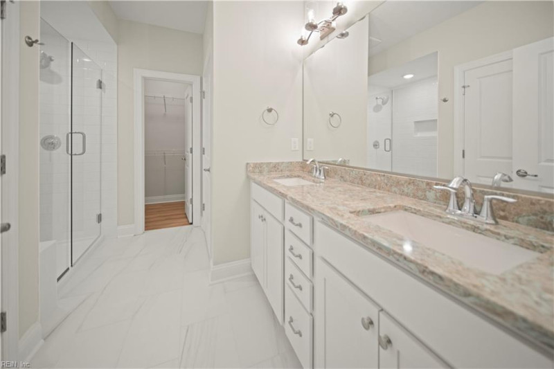 Photo 10 of 21 residential for sale in Suffolk virginia