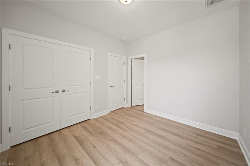 Photo 13 of 21 residential for sale in Suffolk virginia