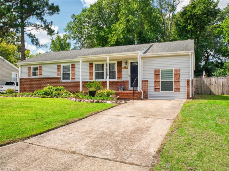 Photo 1 of 43 residential for sale in Chesapeake virginia