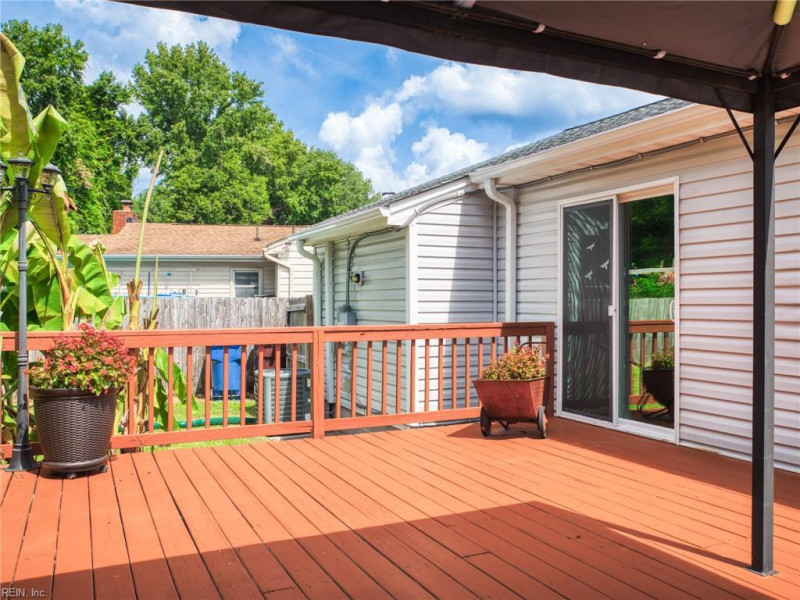 Photo 34 of 43 residential for sale in Chesapeake virginia