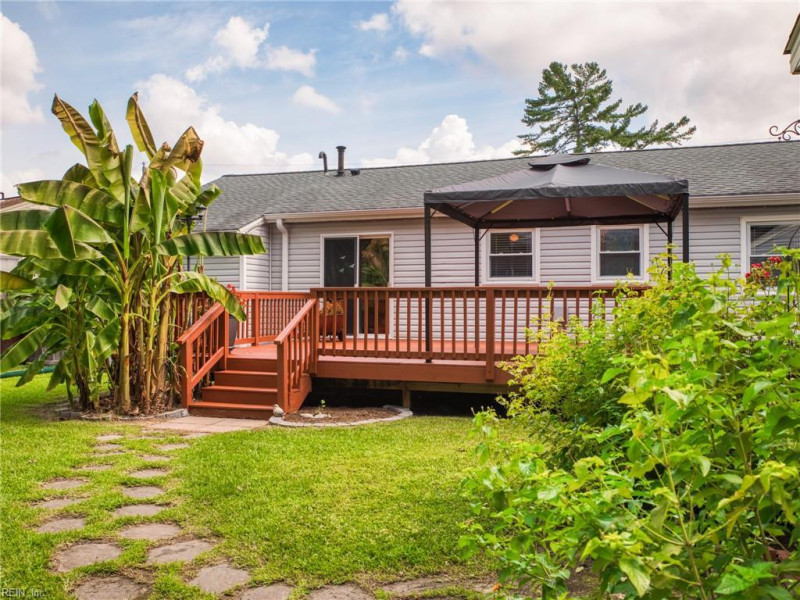 Photo 35 of 43 residential for sale in Chesapeake virginia
