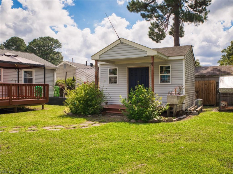 Photo 39 of 43 residential for sale in Chesapeake virginia