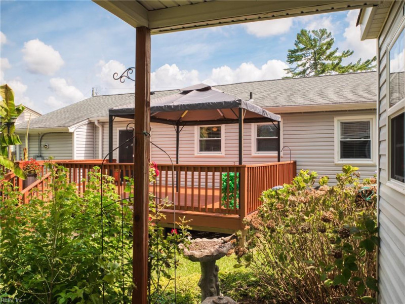 Photo 42 of 43 residential for sale in Chesapeake virginia