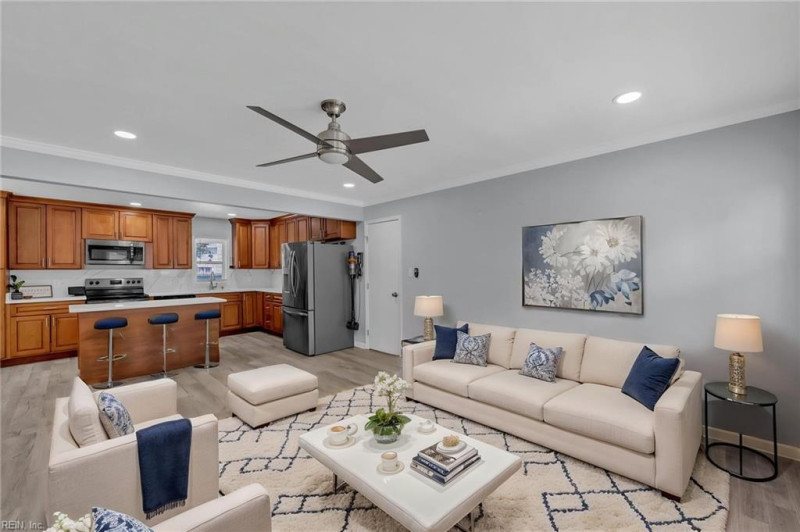 Photo 10 of 38 residential for sale in Norfolk virginia