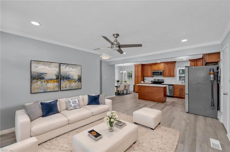 Photo 12 of 38 residential for sale in Norfolk virginia