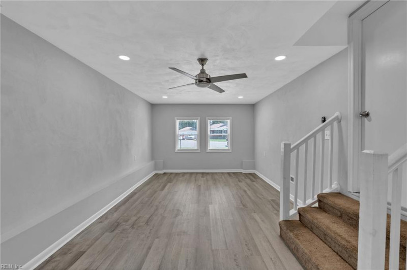 Photo 13 of 38 residential for sale in Norfolk virginia