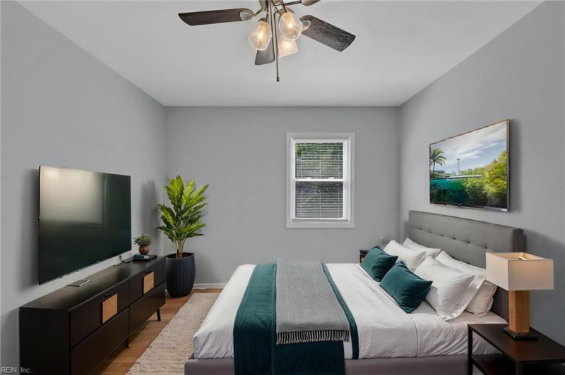 Photo 28 of 38 residential for sale in Norfolk virginia