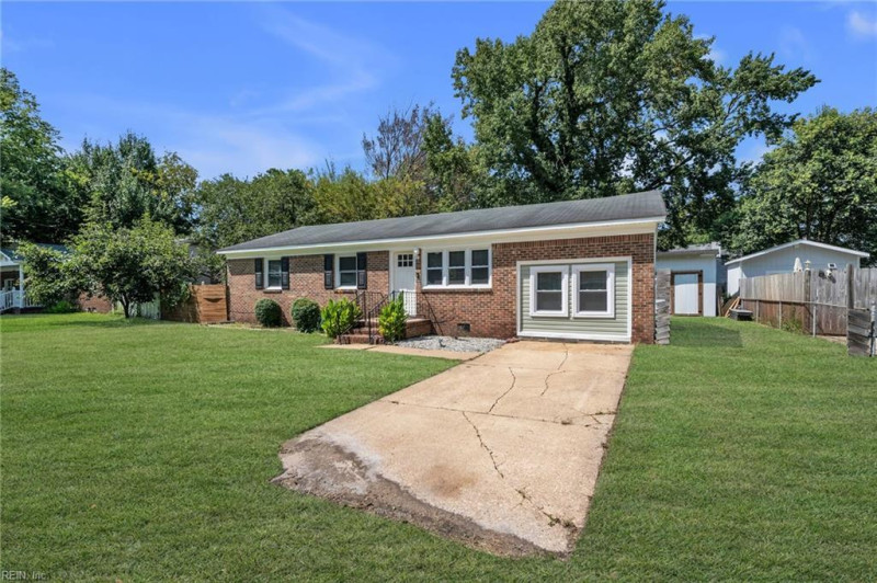 Photo 4 of 38 residential for sale in Norfolk virginia