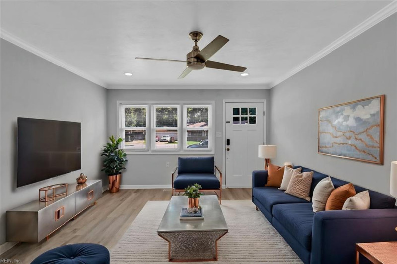 Photo 5 of 38 residential for sale in Norfolk virginia